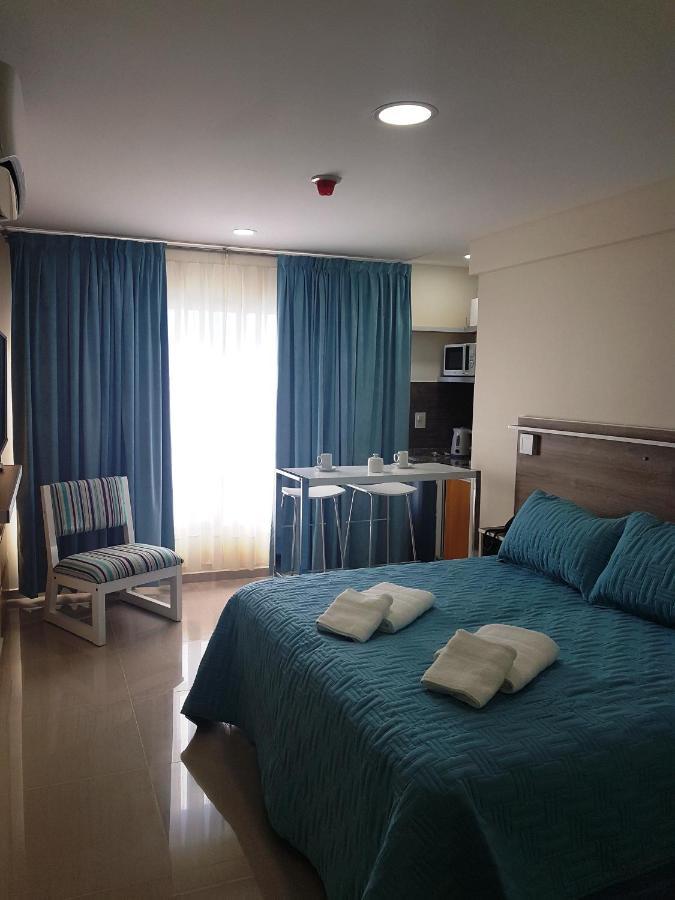 Illia 121 Apart Hotel เนวเก็น ภายนอก รูปภาพ